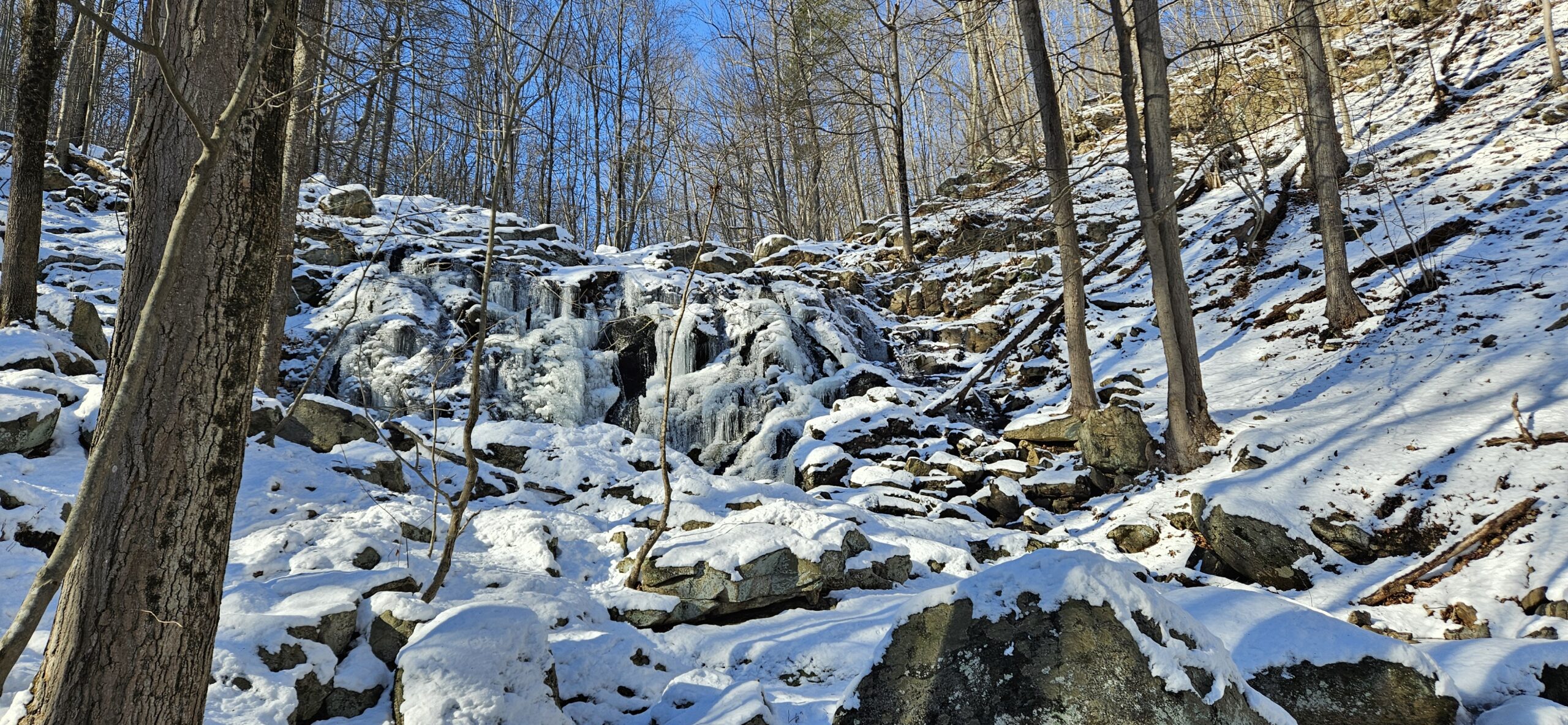MacMillan Falls: An Easy to Reach Winter Waterfall