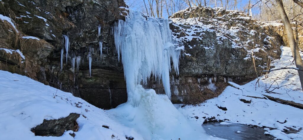 An image of a frozen waterfall