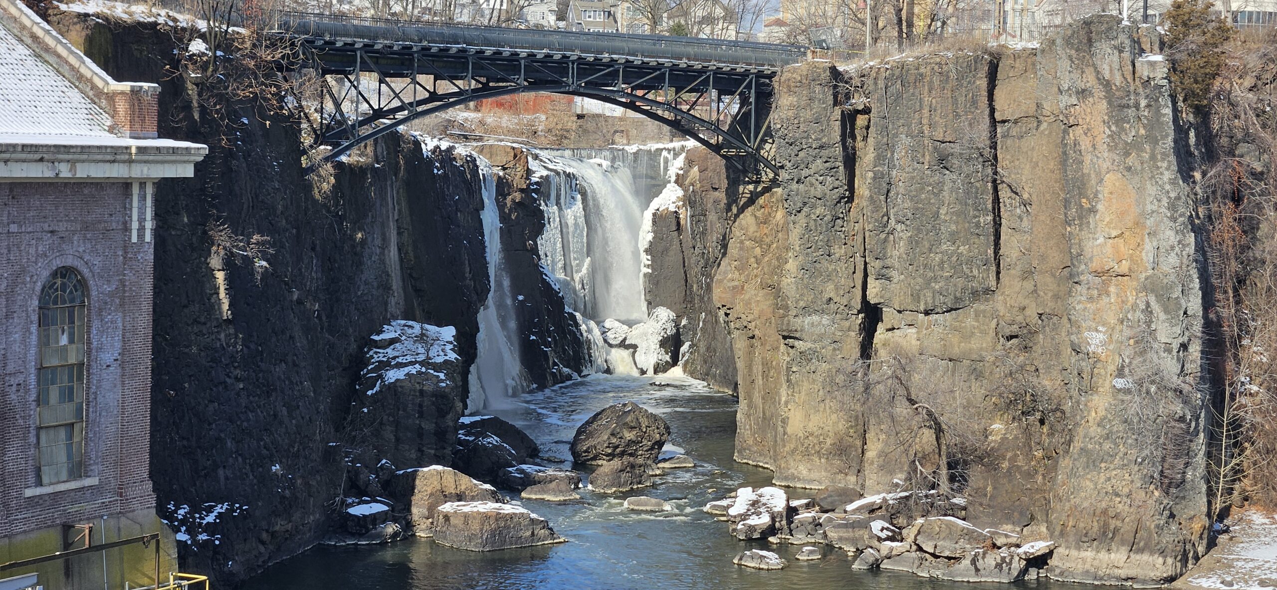 An image of the Paterson Great Falls in the winter