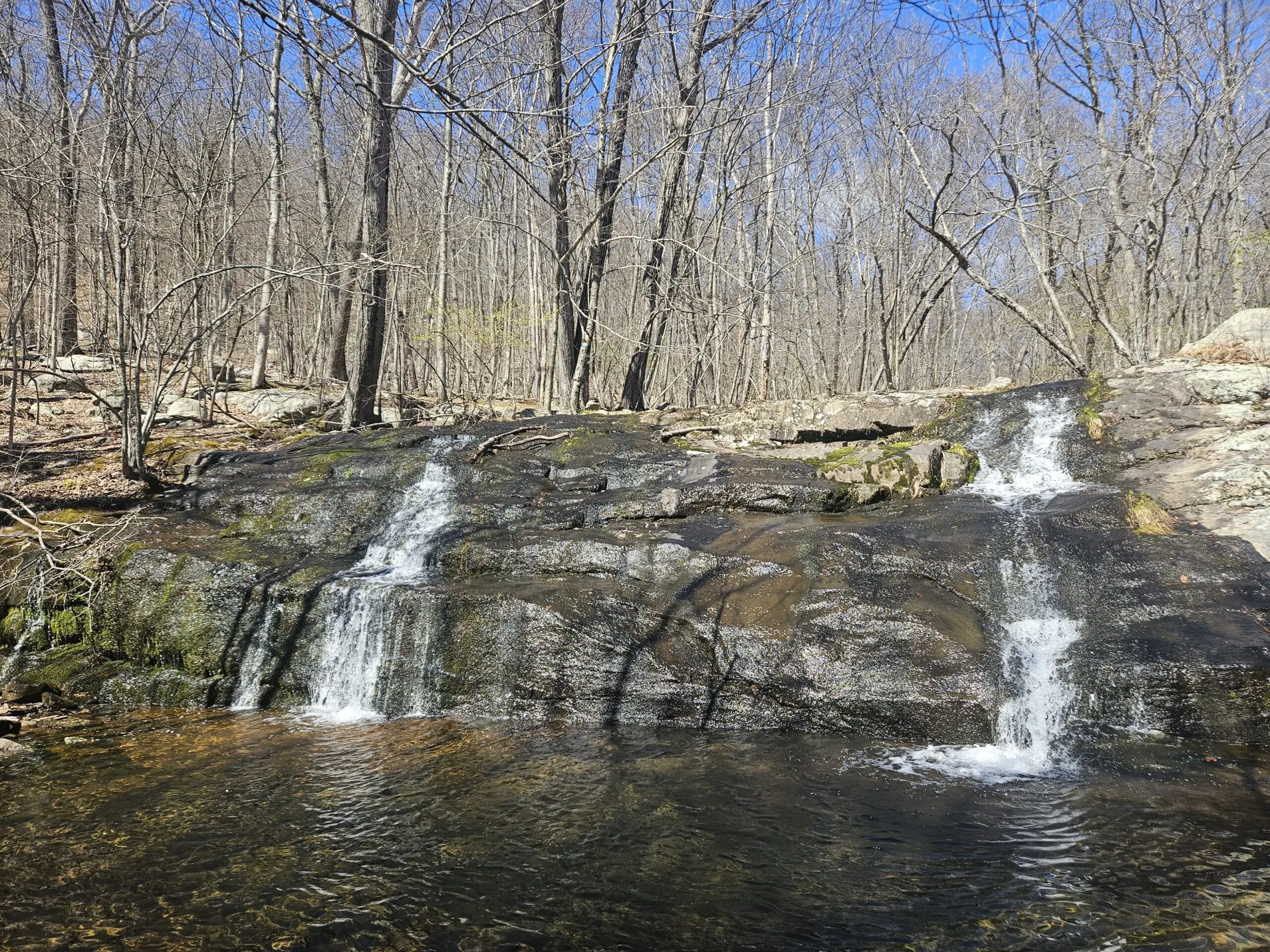 置物 Valley Waterfall Visiting the Lesser-Known Waterfalls at Ramapo Valley Reservation