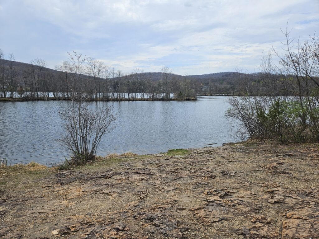 Basalt Beach at Franklin Lake Nature Preserve
