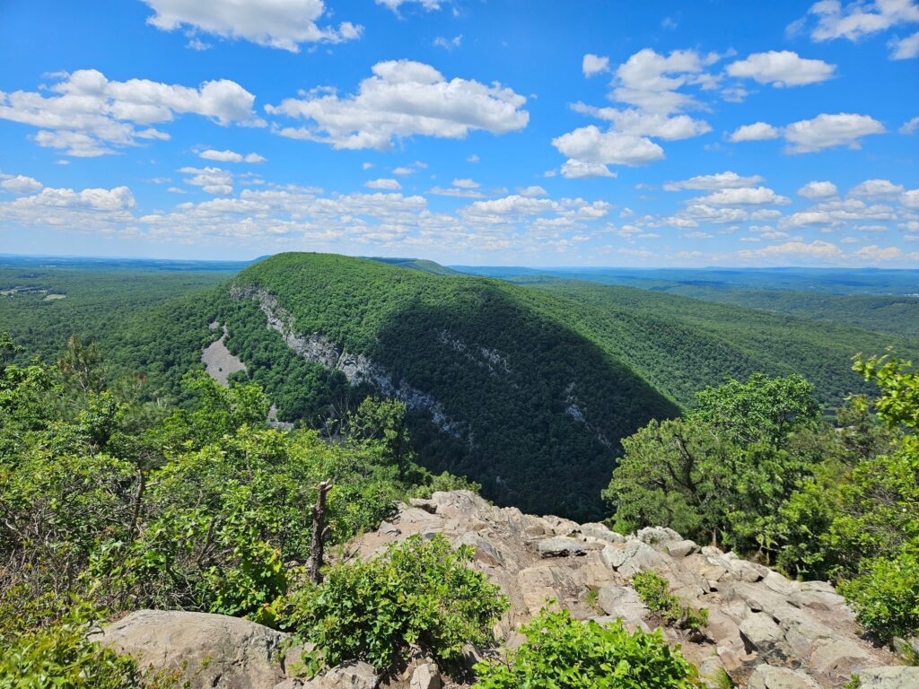 The view of Mount Minisi from the summit of Mount Tammany