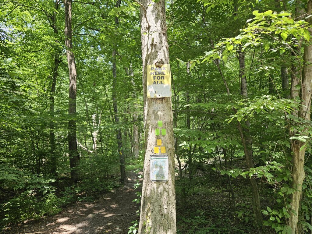 The trailhead for the Yellow and Green Trails at Farny State Park