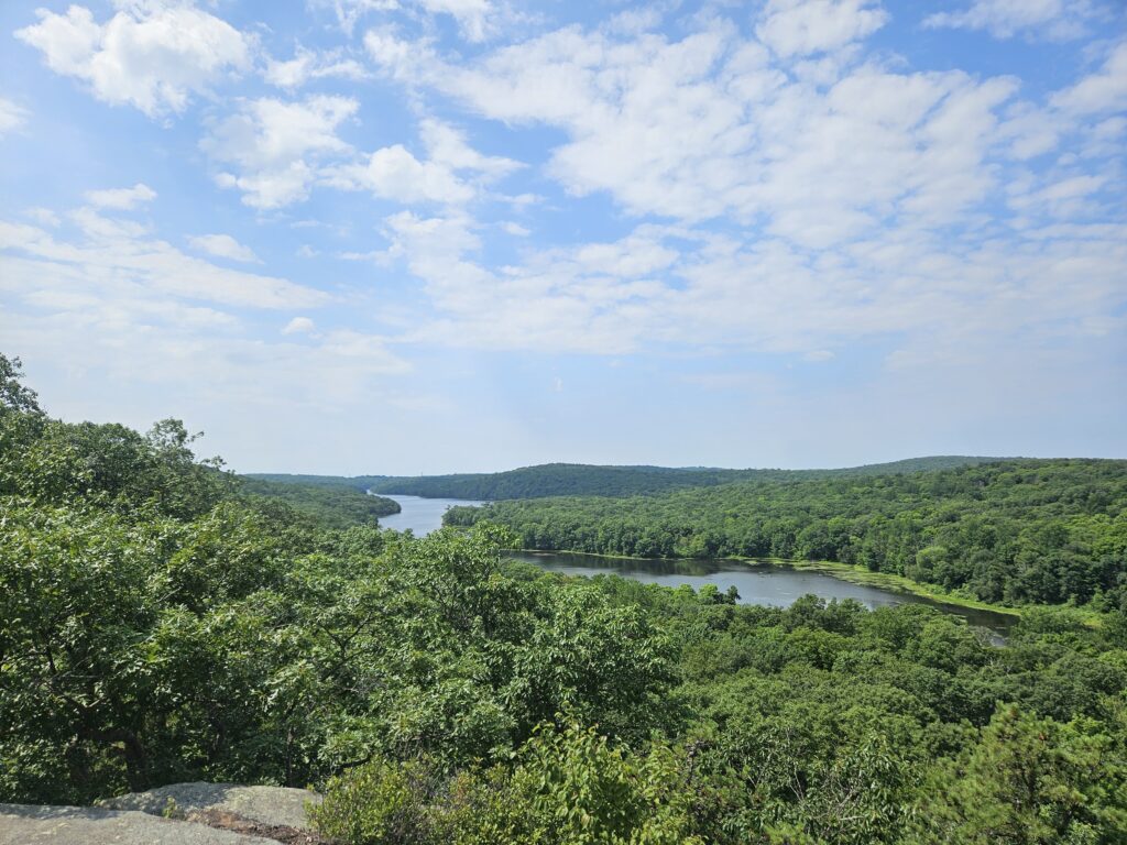 The view from Indian Cliffs in Wildcat Ridge and Farny State Park