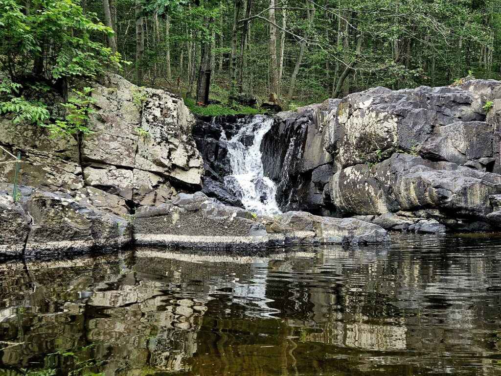 Hiking to the Lockatong High Falls 6
